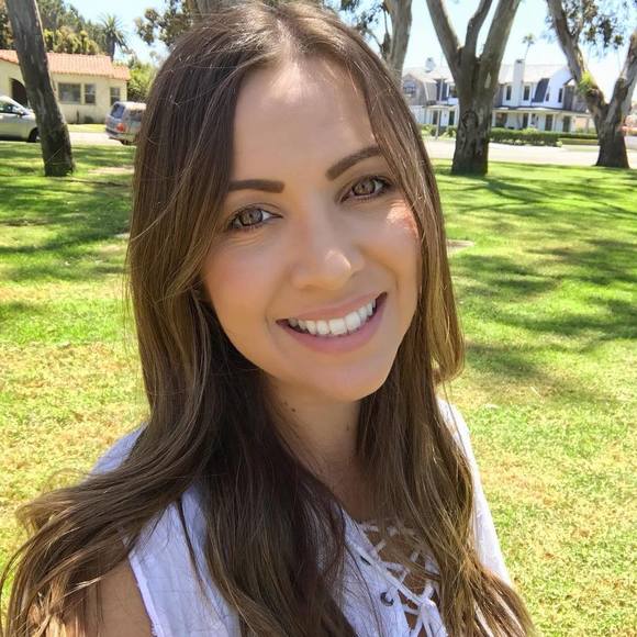 Meet the Posher Other - Meet your Posher, Christine